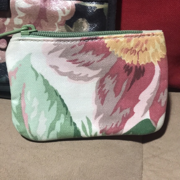 Cosmetic set Nordic house designs - Picture 3 of 11